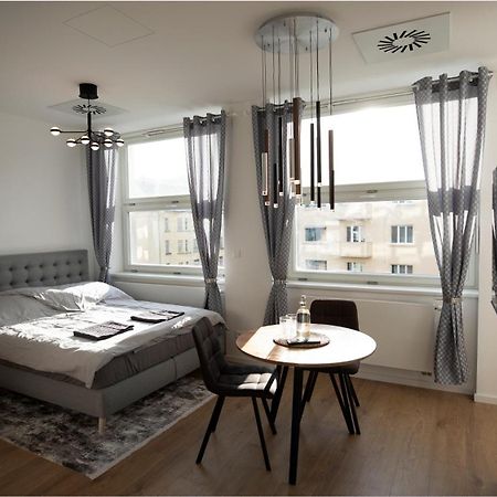 Luxury Apartment In City Centrum By Ota Group 브라티슬라바 외부 사진